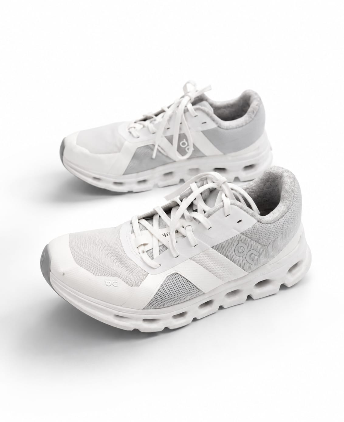 On Cloud Thrifted Running Shoes | Original Pre-Owned Sneakers