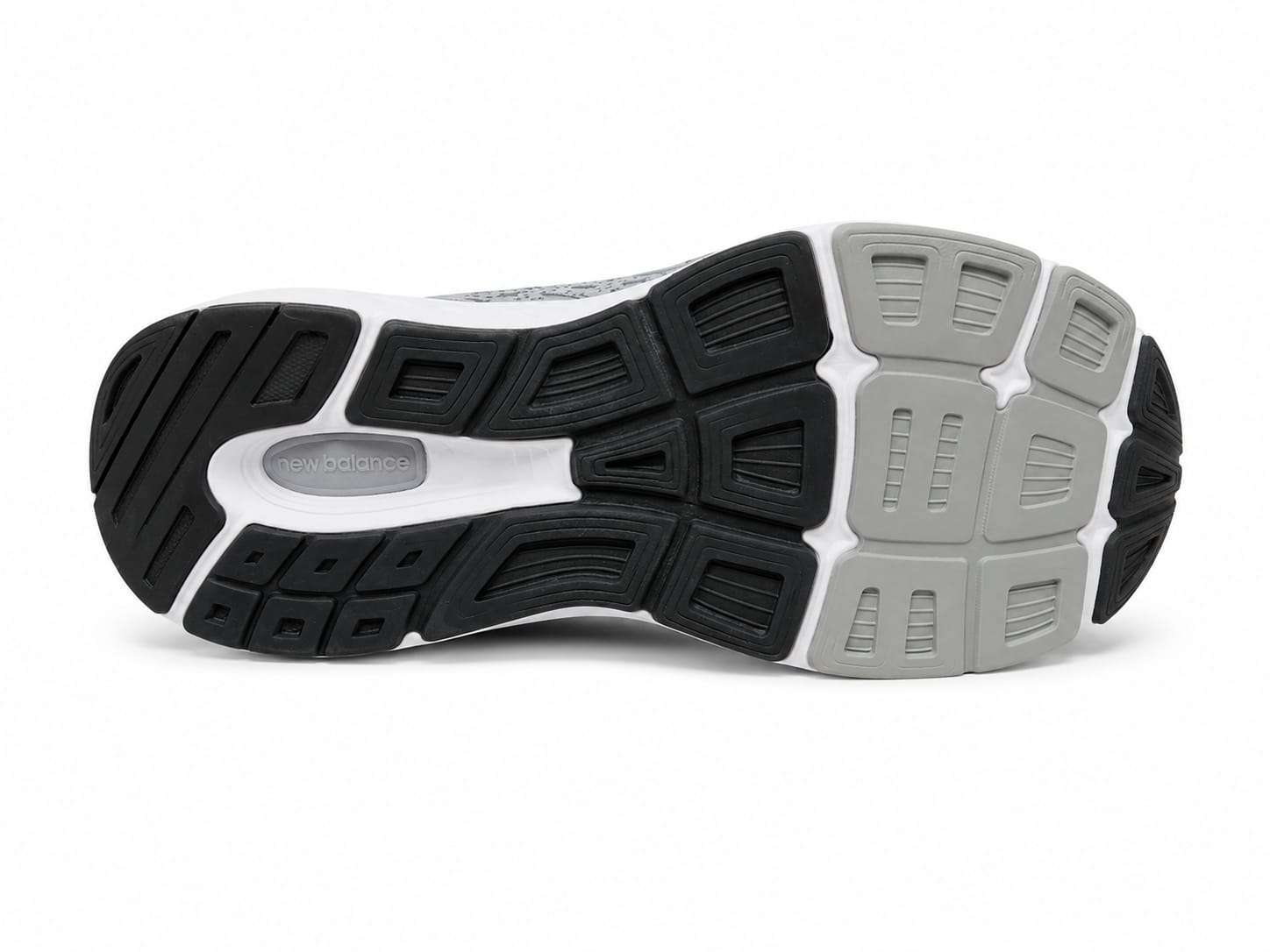 New Balance Men’s Sports Shoes | Running, Gym & Training Sneakers – Premium Pre-Owned