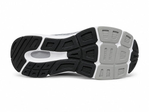 New Balance Men’s Sports Shoes | Running, Gym & Training Sneakers – Premium Pre-Owned